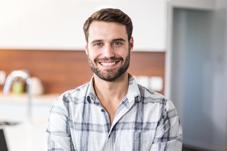 127705_shutterstock-398293021_ls