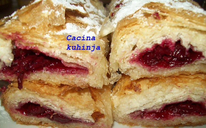 posna-pita-sa-visnjama