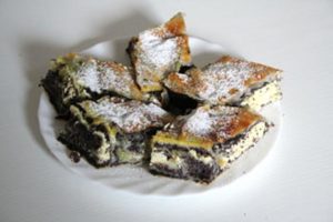 strudla-sa-kremom-od-vanilije-i-maka1 (1)