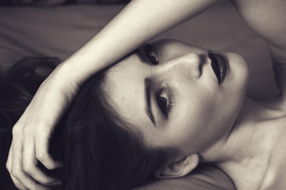 woman-1585593_1280 (1)