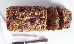 banana-bread-recept-kolac-kruh-s-bananom-malinama