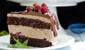 cokoladna-parfe-torta-s-malinama-recept