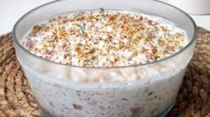 pileca-salata-mikina-800x445